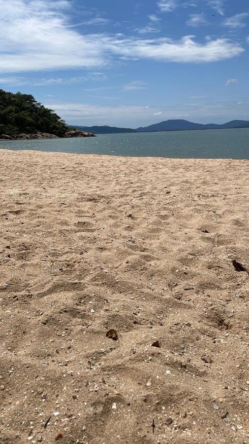 Casa Tijolinho A Vista - 150 Mt Praia Governador Celso Ramos Buitenkant foto